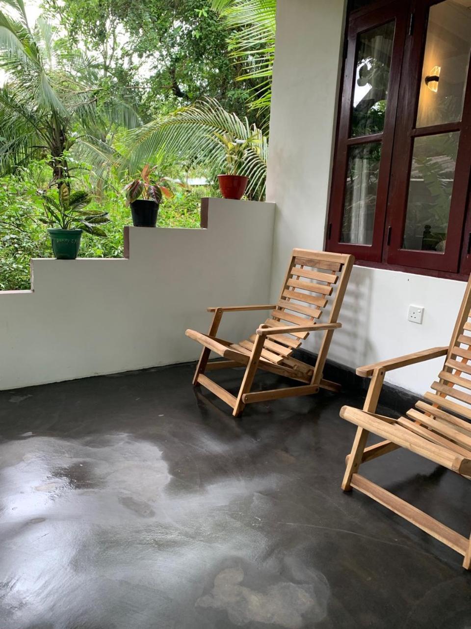 Manju Homestay Сигирия Экстерьер фото