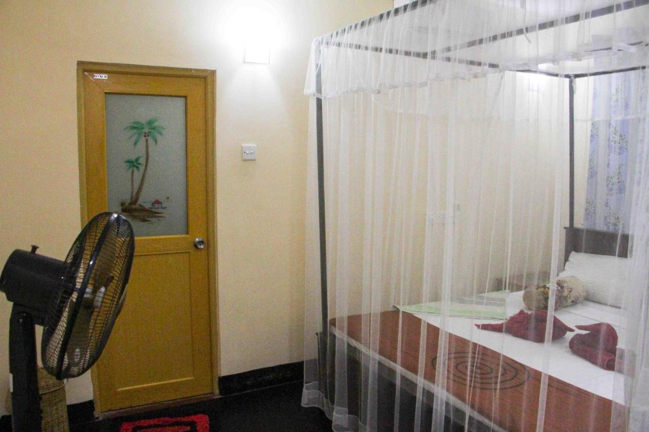 Manju Homestay Сигирия Экстерьер фото